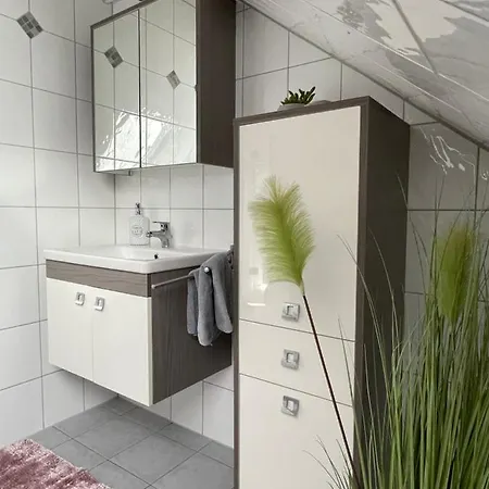 Daire Tolle Mit Loggia In 100qm Bei Hof An Der Saale Frankenwald