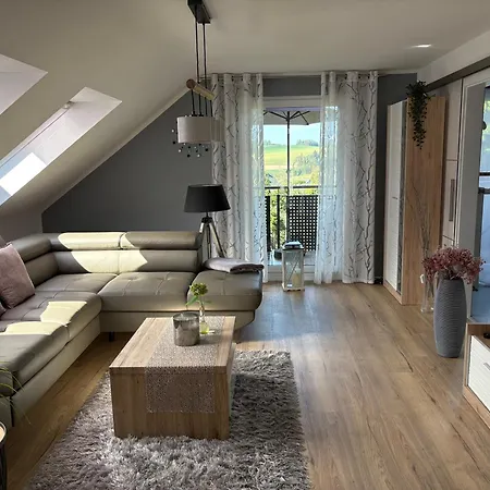 Tolle Mit Loggia In 100qm Bei Hof An Der Saale Frankenwald Daire