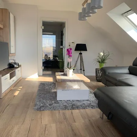 Apartment Tolle Mit Loggia In 100qm Bei Hof An Der Saale Frankenwald Schauenstein