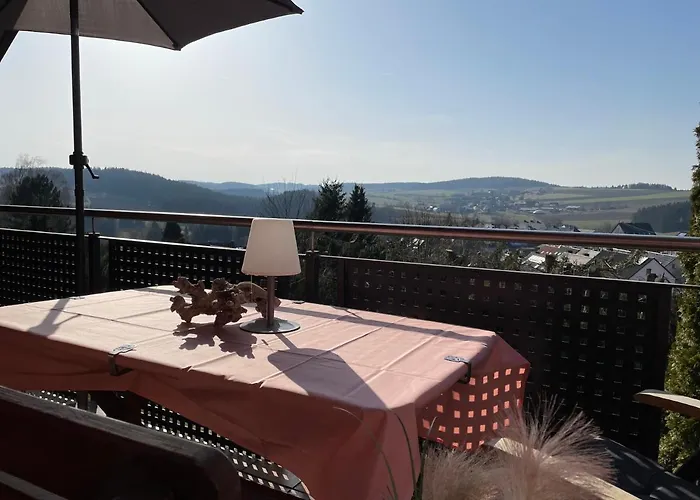 Tolle Mit Loggia In 100qm Bei Hof An Der Saale Frankenwald Lejlighed